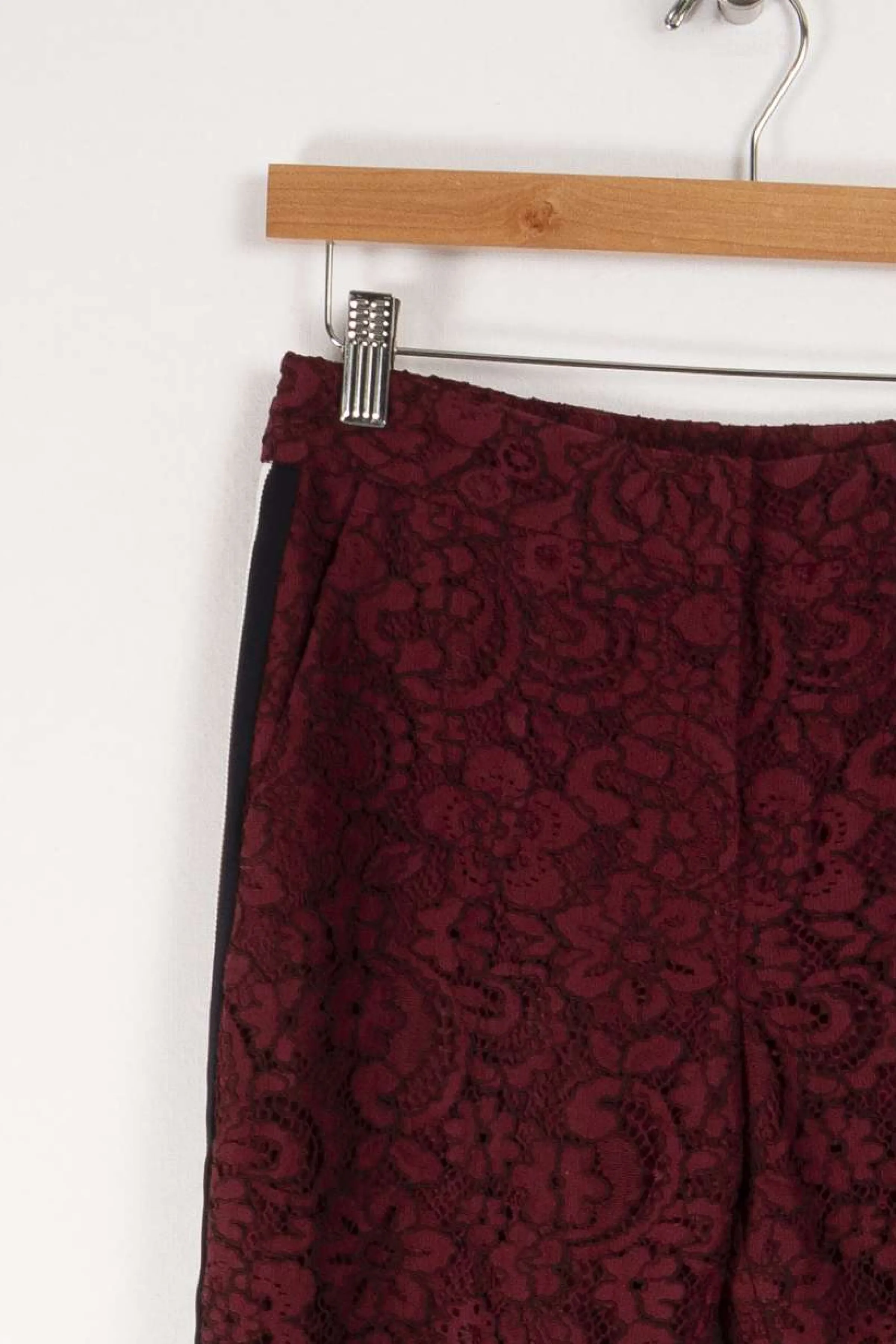 Claudie Pierlot Pantalons<Pantalon - S/36 Bordeaux